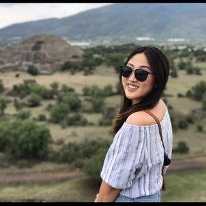 Meet your Posher, Trina